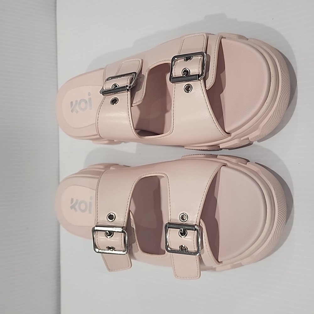KOI Footwear womens Arch Pastel Pink Slides. US sizes 5,6,7,8,9,10